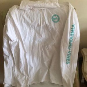 White with hood one yard vine